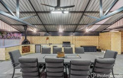 11 Nicholson Crescent, Lesmurdie, WA 6076