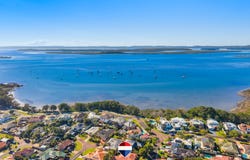 27 The Boulevard, Redland Bay, Qld 4165