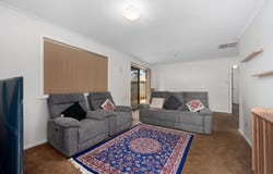 2/76 Moran Street, Boulder, WA 6432