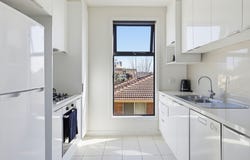 8/71 Thames Street, Box Hill North, Vic 3129