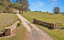 180 Brigadoon Road, Highlands, Vic 3660