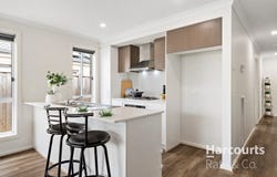 8 Lunar Street, Beveridge, Vic 3753