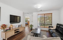 4 Bourne Court, Huntingdale, WA 6110