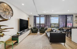 803/2C Lord Sheffield Circuit, Penrith, NSW 2750