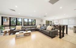 77 Old Ferry Road, Illawong, NSW 2234