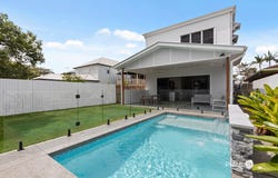 15 Marsh Street, Cannon Hill, Qld 4170