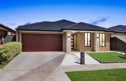 7 freestone ave, Melton South, Vic 3338