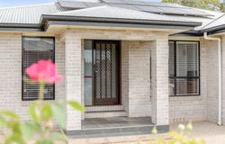 55 McGee Drive, Kearneys Spring, Qld 4350