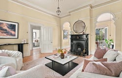 16 Durham Road, Surrey Hills, Vic 3127