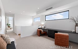 15 Lake Street, Avondale Heights, Vic 3034