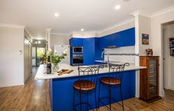 8 Sinclair Place, Ningi, Qld 4511