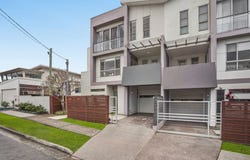 4/1 Elder Entrance, Burleigh Heads, Qld 4220