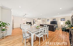 2/3 Farnham Road, Bayswater, Vic 3153