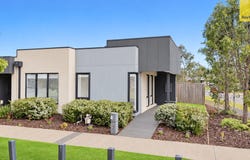 31 Rosebank Walk, Thornhill Park, Vic 3335