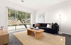 4 Kristian Drive, Hillside, Vic 3037