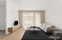 2 Fokker Street, Strathmore Heights, Vic 3041