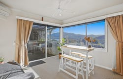 25 Begonia Street, Lindisfarne, Tas 7015