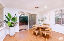 2 Murray Street, Como, WA 6152