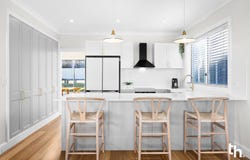 42 Floraville Road, Belmont North, NSW 2280
