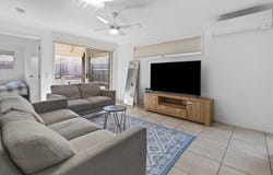 73 Napier Circuit, Silkstone, Qld 4304
