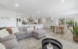 5 Stonyford Bend, Ellenbrook, WA 6069