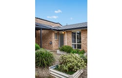 1 Kilburn Close, Dunlop, ACT 2615