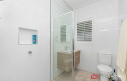 5 Binnak Place, Mount Austin, NSW 2650