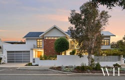 1 Barrow Crescent, North Coogee, WA 6163