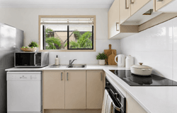 7/3 Ahern Street, Labrador, Qld 4215