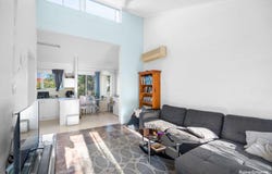 5/454 Esplanade, Torquay, Qld 4655