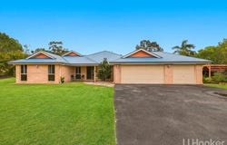 37 Forest Road, Cashmere, Qld 4500