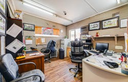 25 Central Avenue, Sunshine, Vic 3020
