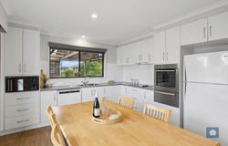 8 Bryan Avenue, Colac, Vic 3250