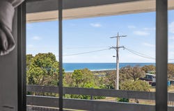 49 Ocean View Parade, Lakes Entrance, Vic 3909