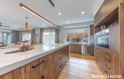 12 Poppy Drive, Gisborne, Vic 3437