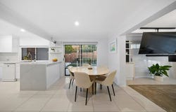 55 Dewsbury Street, Middle Park, Qld 4074