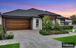 35 Carmine Circuit, Burnside, Vic 3023