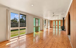 17 Weir Road, Heyfield, Vic 3858