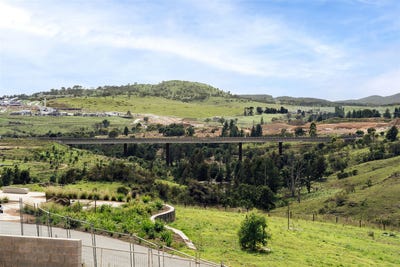 /international/au/denman-peninsula-stella-young-way-denman-prospect-act-146386236/