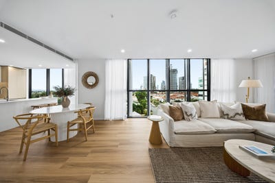 /international/au/14-8-jubilee-avenue-broadbeach-qld-152608900/