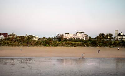 /international/au/g08-150-esplanade-brighton-vic-151694240/