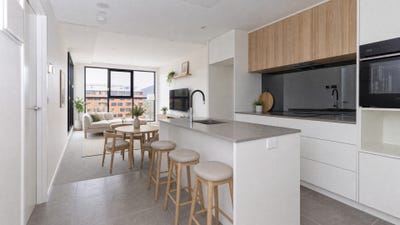 /international/au/734-39-owen-crescent-lyneham-act-151658784/