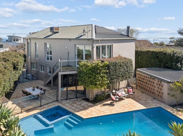 33 Beleura Hill Road, Mornington, Vic 3931