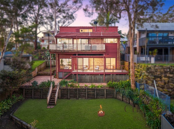6 Lexington Parade, Green Point, NSW 2251