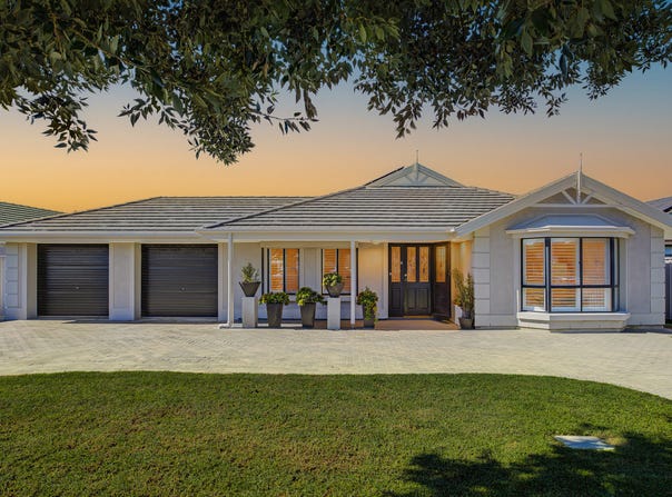 8 Davis Street, West Beach, SA 5024