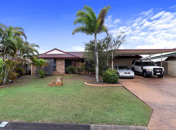 18 Hyperno Road, Point Vernon, Qld 4655