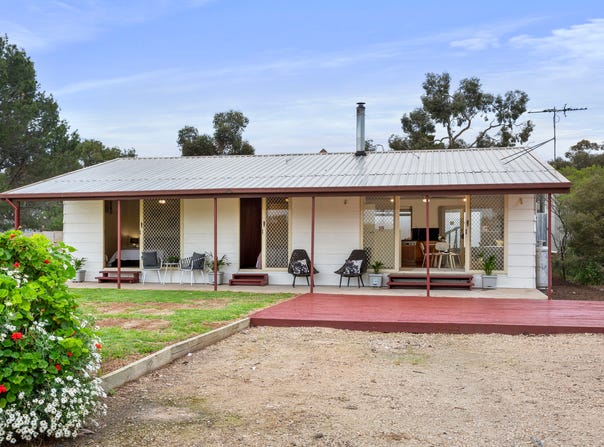 32 North Terrace, Callington, SA 5254