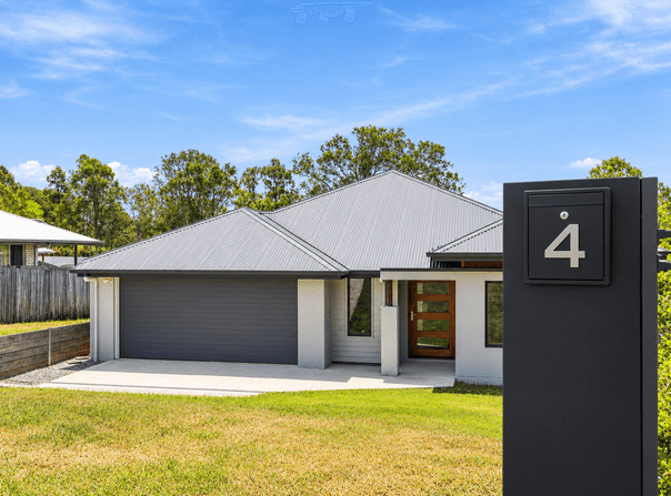 4 Premier Avenue, Jones Hill, Qld 4570