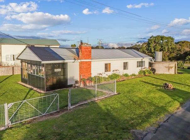 40 Tomahawk Drive, Tomahawk, Tas 7262