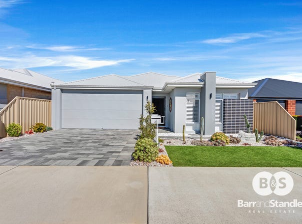4 Stroget Road, Dalyellup, WA 6230